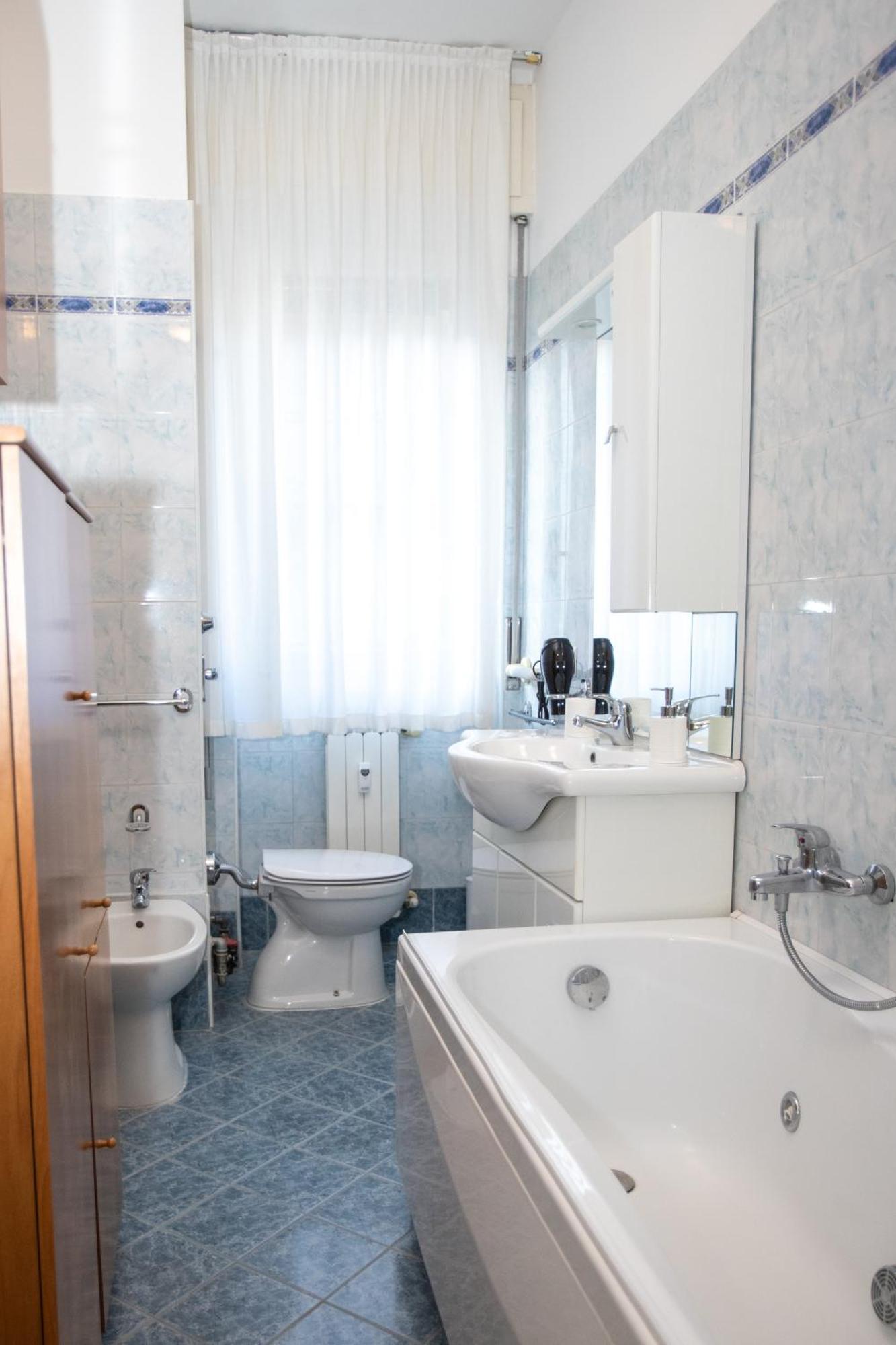 Casa Di Lory Hotel Милано Екстериор снимка